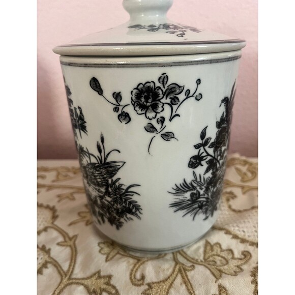 Aux Au Provence Rooster Blk/Wht Ceramic Canister - Picture 2 of 8